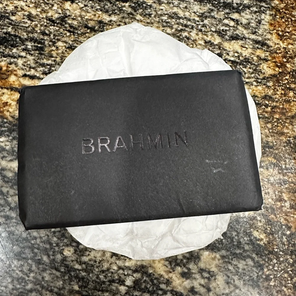 ✨💎BNWT💎✨BRAHMIN CIRCLE MELBOURNE HOLOGRAM LEATHER COIN PURSE - Picture 8 of 9